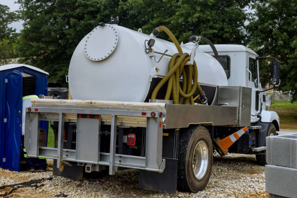 Portable Toilet Options We Offer in Versailles, IN