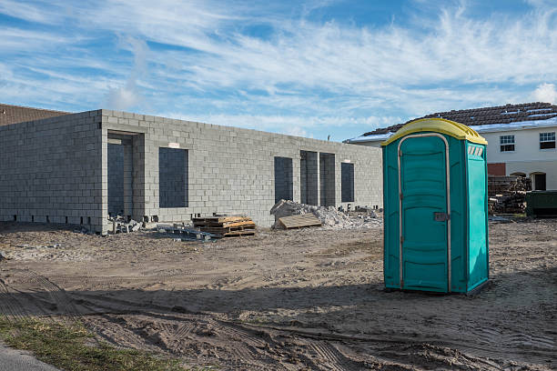 Best Portable bathroom rental  in Versailles, IN